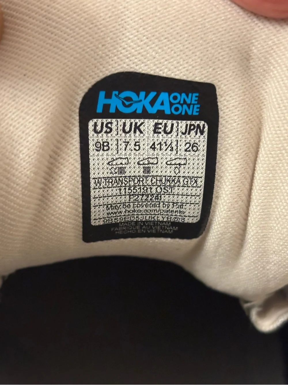 Hoka Transport Oat Milk/Alabaster Trail Runner with Honey Outsole GORE TEX NWOT